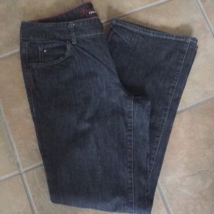 2 for $20 (bundle)Ladies TommyHilfiger black jeans